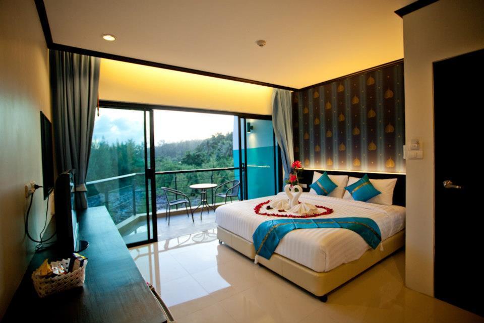 Kata Green Beach Hotel Bilik gambar