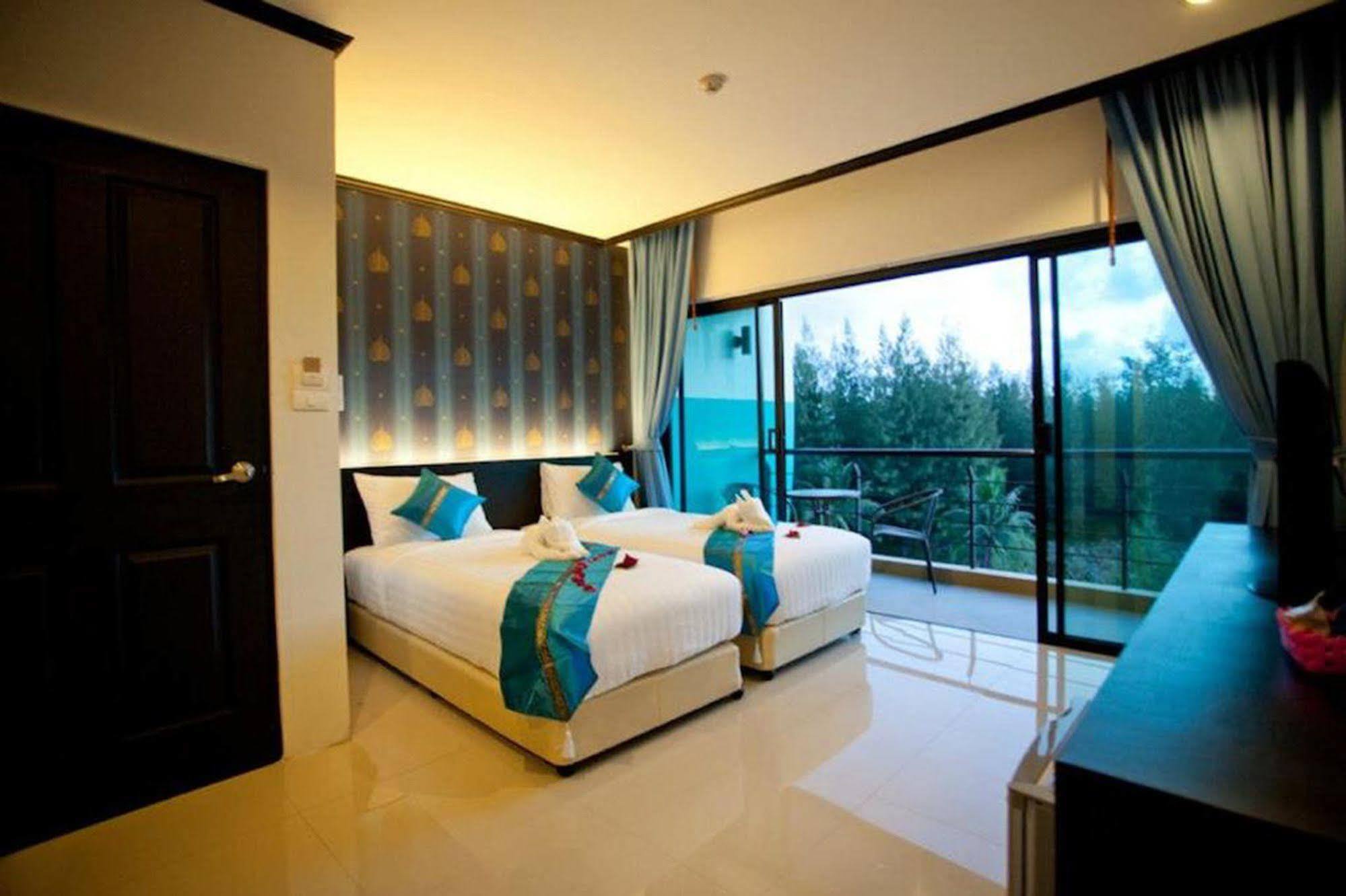 Kata Green Beach Hotel Luaran gambar