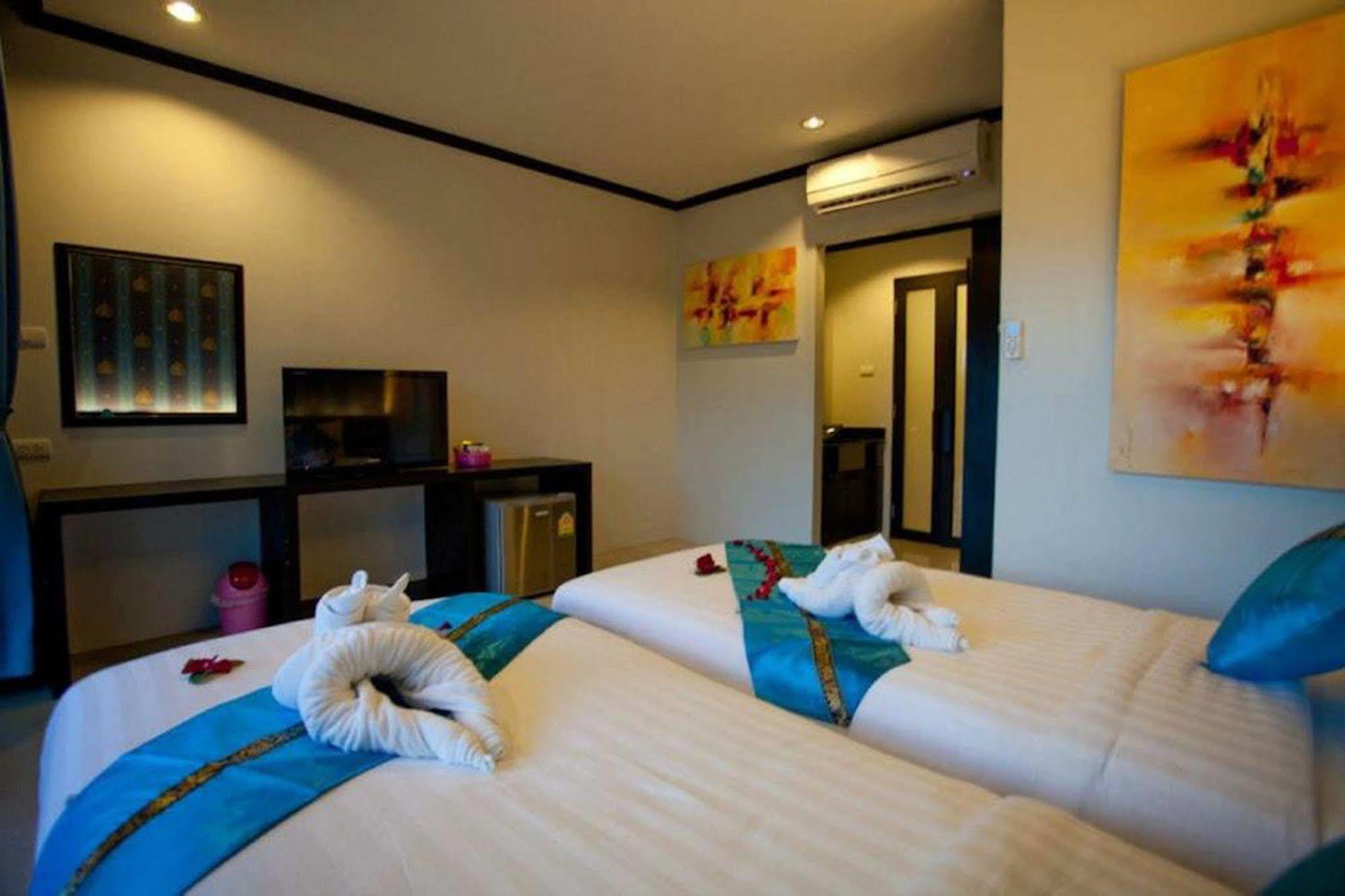 Kata Green Beach Hotel Luaran gambar