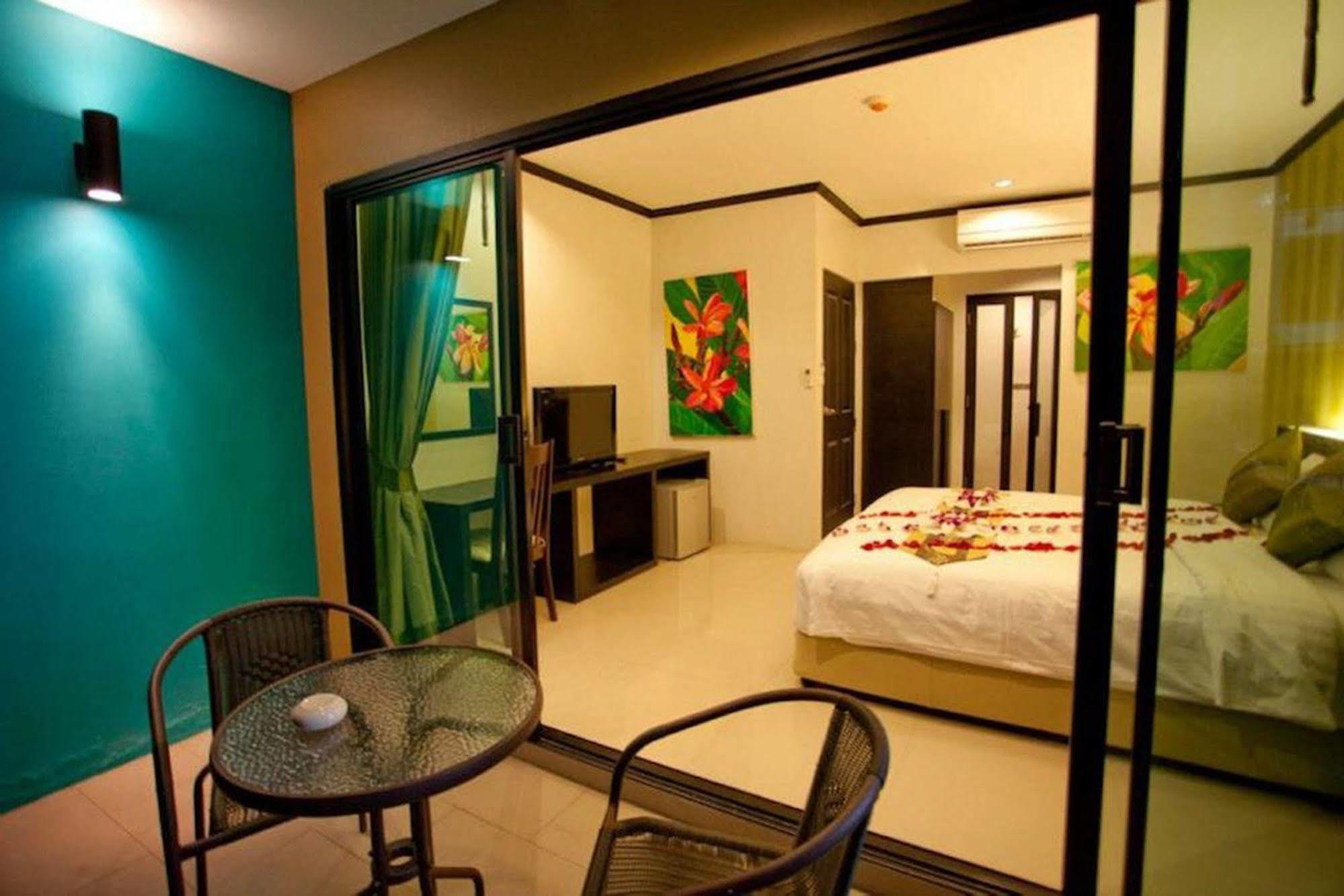 Kata Green Beach Hotel Luaran gambar